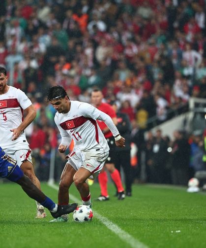 Türkiye İtalya’ya 4-1 Mağlup Oldu: Bursa’da Ağır Gece