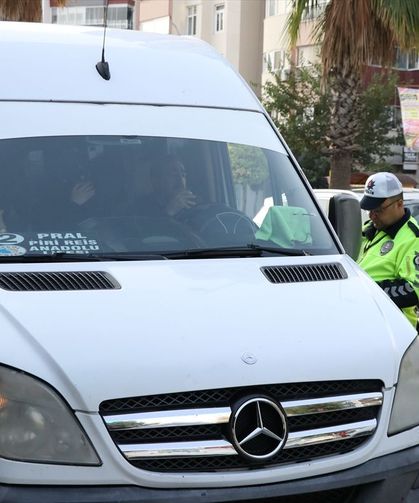 Adana'da güvenli eğitim için okul çevrelerinde denetimler sürüyor