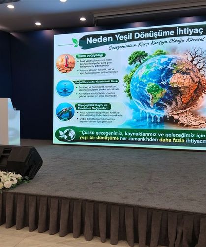 Burdur'da COP31 Yolunda Yeşil Dönüşüm Paneli ve Gençlik Çalıştayı düzenlendi
