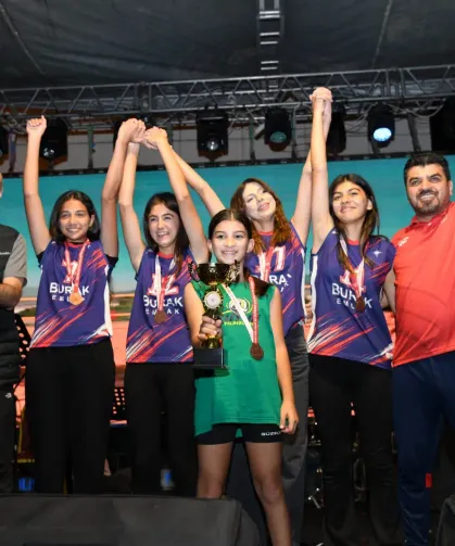 Osmaniye Fıstık Festivali'nde Voleybol Heyecanı