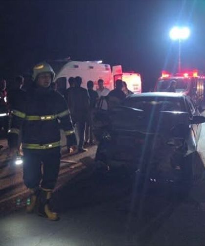 Hatay'da iki otomobil çarpıştı, 5 kişi yaralandı