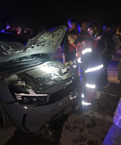 Hatay'da otomobilin çarptığı anne ve kızı öldü