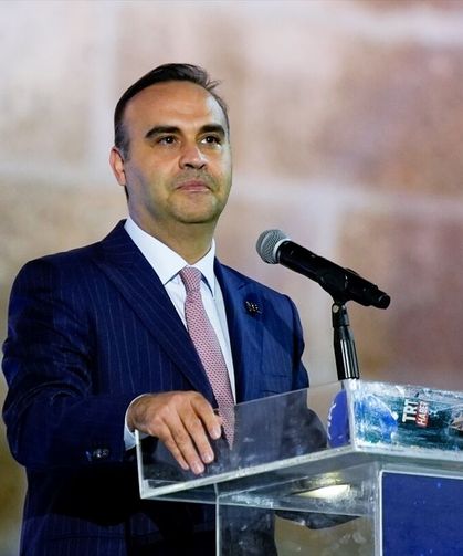 Sanayi ve Teknoloji Bakanı Kacır, IAC 2026 gala programında konuştu: