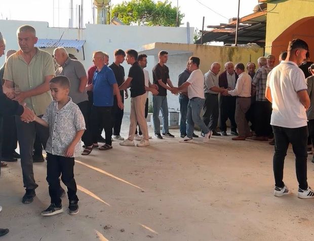 Kadirli'de Bayram Coşkusu Camileri Doldurdu
