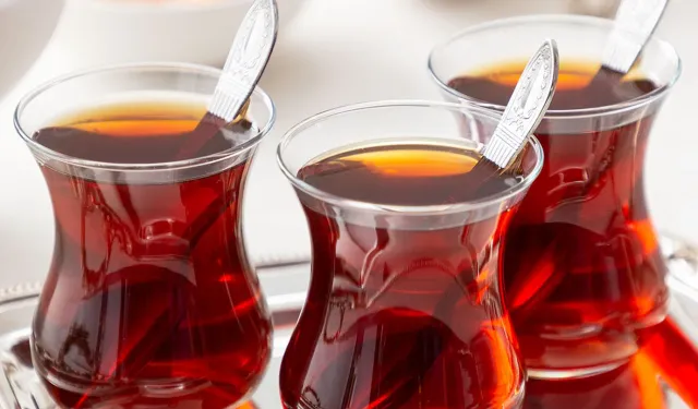 Osmaniye'de Çay Keyfini Sevenlere Tavsiye! Demleme Sırasında Bu Ayrıntılara Dikkat Edin