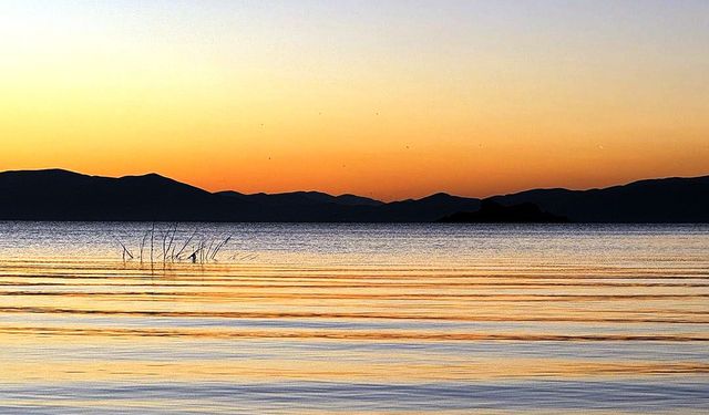 Elazığ'ın Cennet Gölü: Hazar Gölü'nde Doğanın Büyüsü