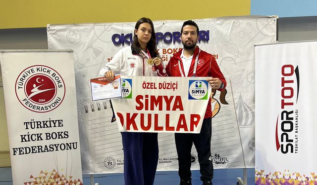 Osmaniyeli ve Düziçili Gençler Kick Boks'ta Türkiye Şampiyonu!