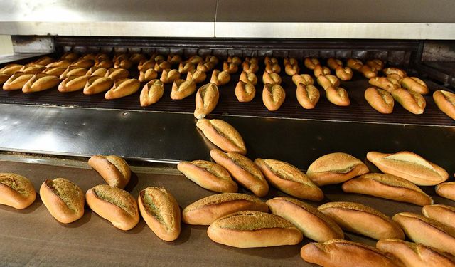 Sosyal Belediyecilik Örneği Yarbaşı’nda Ekmek Hâlâ 10 TL