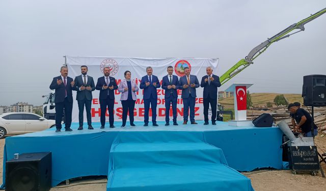 Ak Parti Osmaniye Milletvekili Derya Yanık'ın Katılımıyla Kadirli Huzurevi'nin Temeli Atıldı
