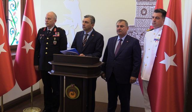 Antalya'da İl Asayiş ve Güvenlik Bilgilendirme Toplantısı yapıldı