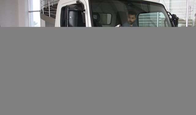 TEMSA, elektrikli hafif kamyon FUSO eCanter'i tanıttı