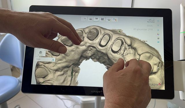 Isparta'da diş hekimliği öğrencilerine "Dijital Teknolojiler" dersi verilecek