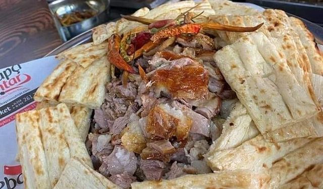 Denizli'nin Lezzeti: Tandırda Pişirilen Meşhur Kuzu Kebabı