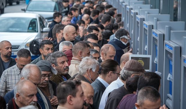 Ankara’da Staj ve Çıraklık Mağdurları Haklarını Aradı: "Zordayız, Geçinemiyoruz" Mitinginde Büyük Katılım