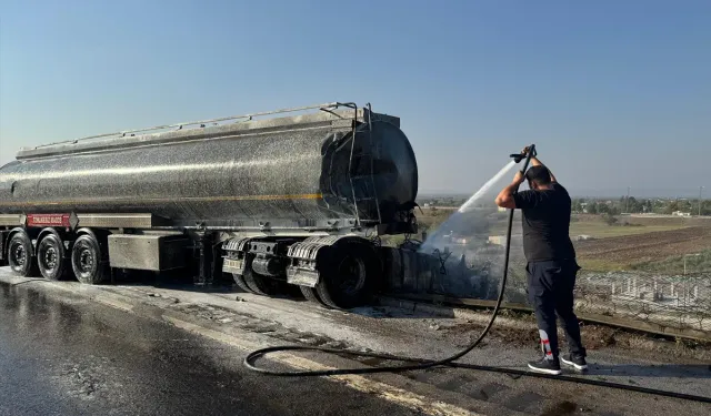 Düziçi'nde Yola Devrilen Tanker Korkuttu