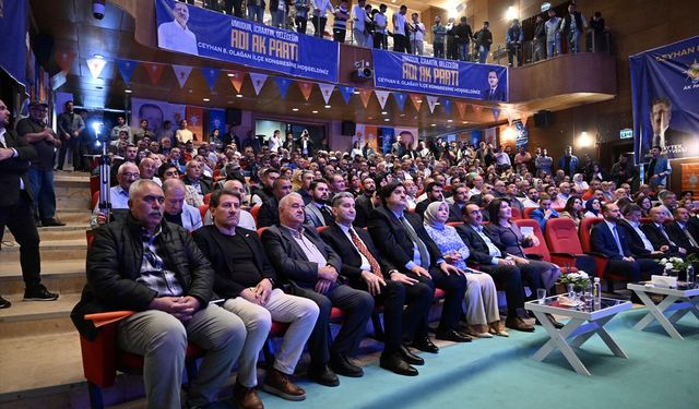 AK Parti Sözcüsü Ömer Çelik, Adana'da partisinin ilçe kongresinde konuştu: