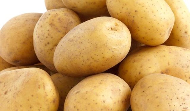 Osmaniyeliler Patates Filizlenmesine Elmayla Son Verin
