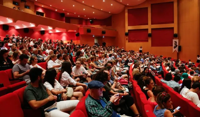 61. Uluslararası Antalya Altın Portakal Film Festivali'nde "Şişli Kız" filmi gösterildi