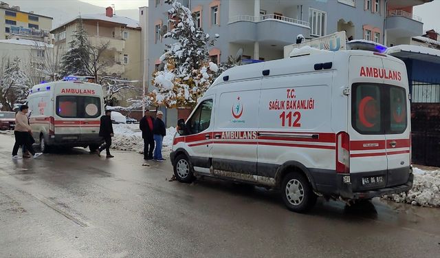 Kahramanmaraş'ta sobadan sızan gazdan zehirlenen anne ve kızı hayatını kaybetti