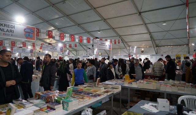 9. Uluslararası Kahramanmaraş Kitap Fuarı 500 binden fazla ziyaretçi ağırladı