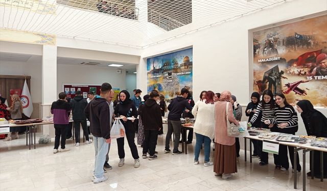 Anamur'da Gazze yararına kermes düzenlendi