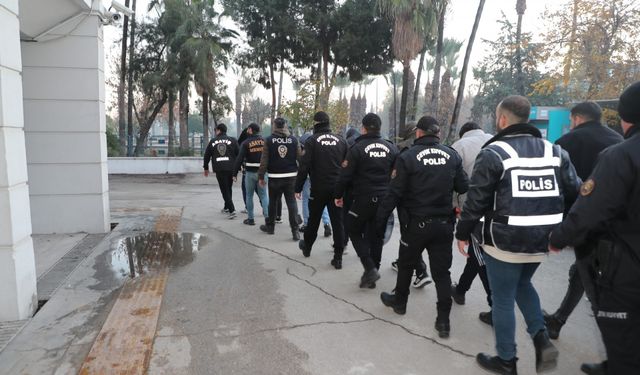 Mersin merkezli fuhuş operasyonlarında 16 zanlı tutuklandı