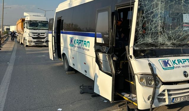 Mersin'de zincirleme trafik kazasında 5 kişi yaralandı