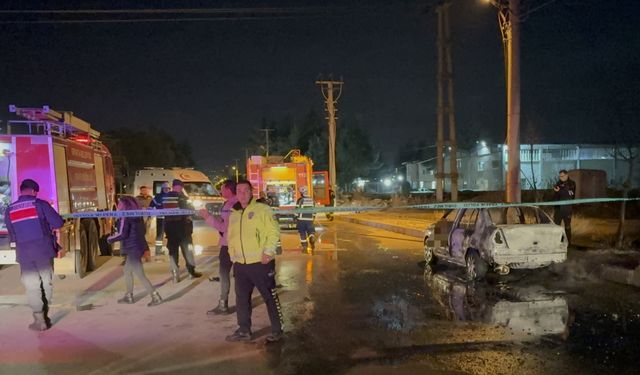 Isparta'da yanan otomobilin sürücüsü hayatını kaybetti