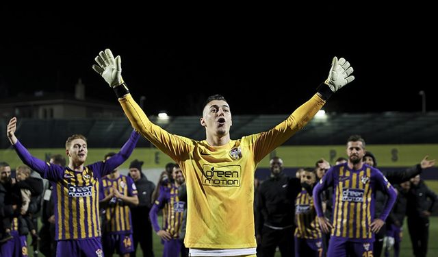 Milli Kaleci Berke’den Mükemmel Performans!