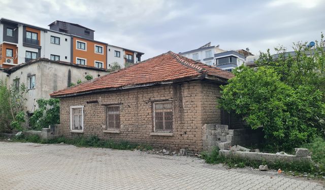 TOPRAK EVLER Mİ, BETON EVLER Mİ? OSMANİYE’DE GELENEKSEL MİMARİYE ÖZLEM