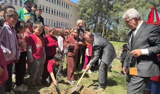 Kaymakam Dolu, Karatepe'de Çocuklarla Buluştu