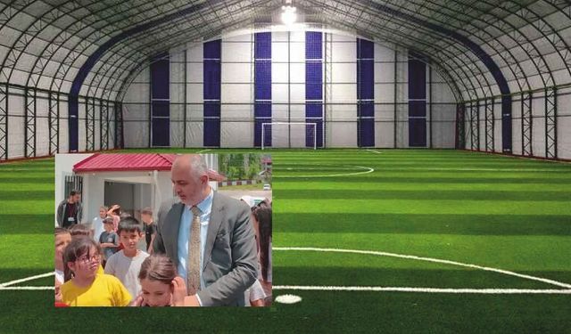Gebenli Öğrencilere Halı Saha Sürprizi