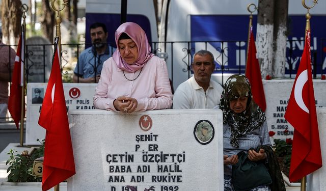 Mersin'de denizden araç lastiği, bisiklet ve çok sayıda atık çıktı