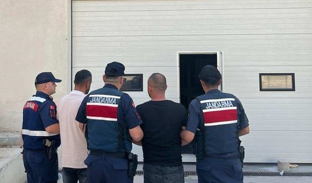 Adana'da düğünde havaya ateş açan 2 zanlı tutuklandı