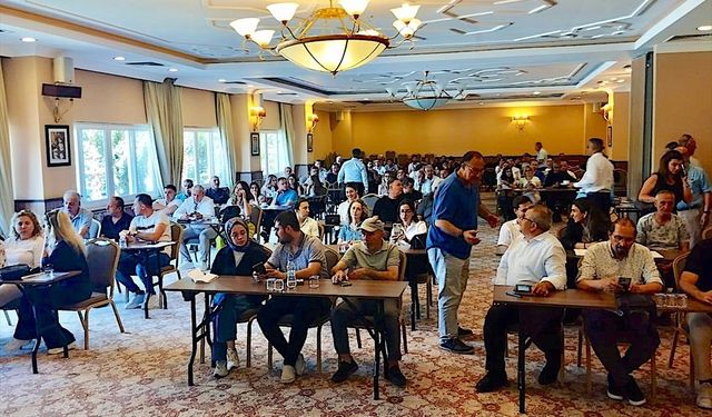 Antalya'da konaklama tesislerinde bulaşıcı hastalıklar eğitimi düzenlendi