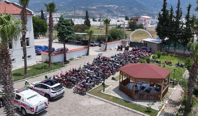 Antalya'da motosiklet kullanıcılarına yönelik denetim yapıldı