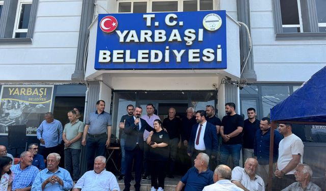 Başkan  Aksoy, Hemşehrileriyle Gönül Gönüle Bayramlaştı