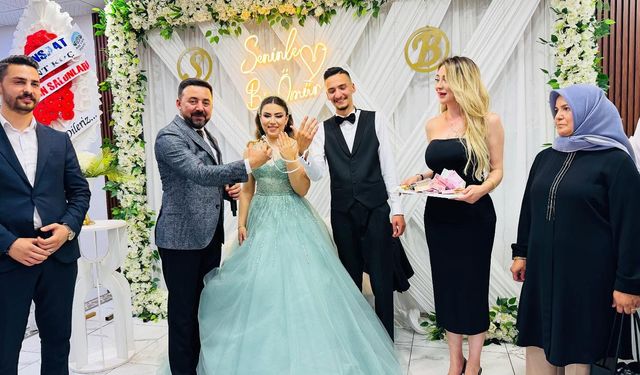 Başkan Kararmaz Genç Çifte Nişanda Eşlik Etti