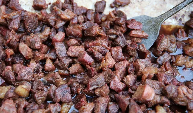 Kurban Eti Neden Dinlendirilmeli? Bayramda Et ve Tatlı Tüketirken Bunlara Dikkat