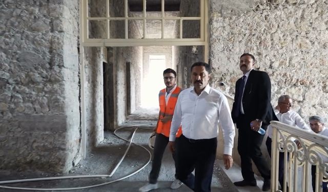 Hatay Valisi Mustafa Masatlı İskenderun ilçesinde incelemelerde bulundu