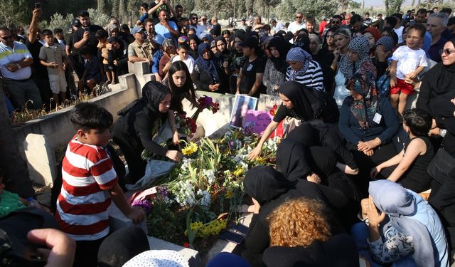 İstanbul'da öldürülen üniversite öğrencisi Ayşe Tokyaz için Hatay'da yürüyüş yapıldı
