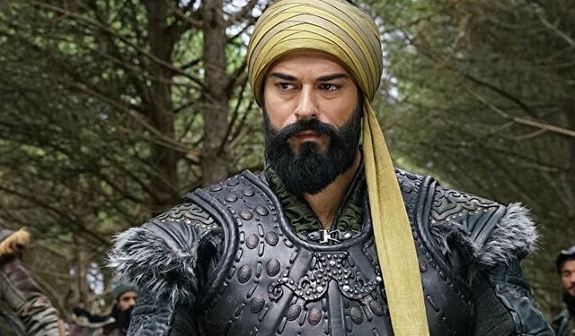 Burak Özçivit’ten Sonra Bir Ayrılık Daha