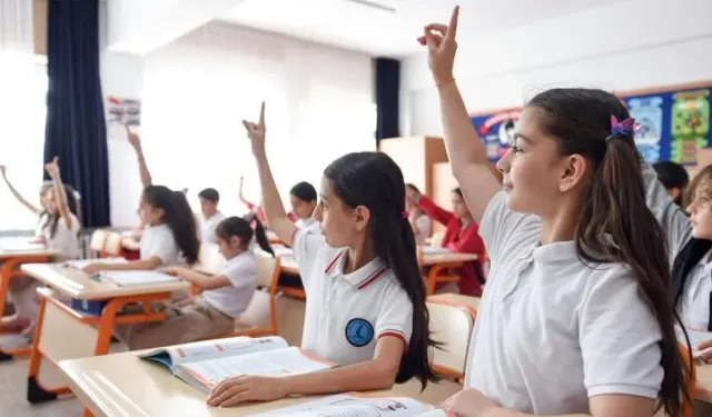Osmaniye’de Okullar MEB Takvimine Göre Açılıyor