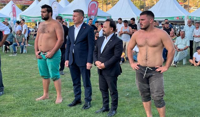 540. Geleneksel Kızıldağ Karakucak Güreşleri'nde başpehlivanlığı Mehmet Çelebi kazandı