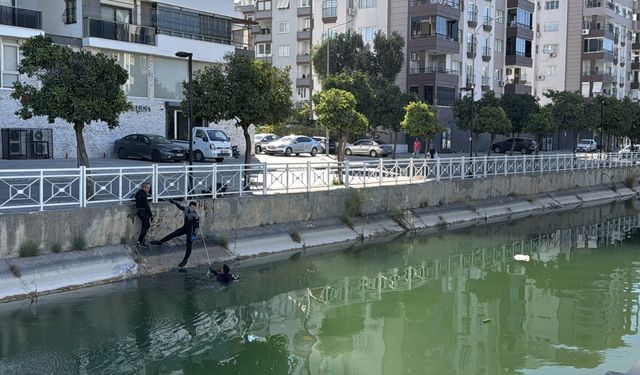 Adana'da sulama kanalına giren genç boğuldu