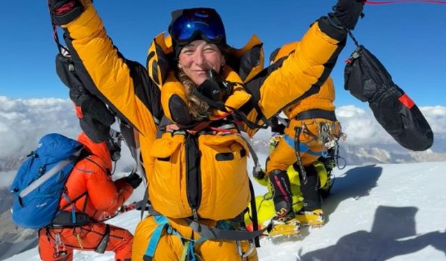 K2 Zirvesinde İlk Türk Kadını Gulnur Tumbat!