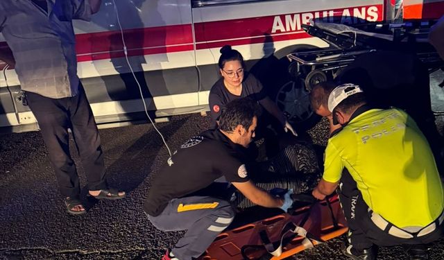 Hatay'da otomobilin sepetli motosiklete çarptığı kazada 6 kişi yaralandı