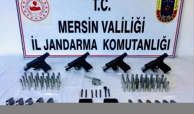 Mersin'de 70 tabanca ele geçirilen operasyona ilişkin bir suç örgütü elebaşı yakalandı