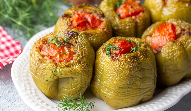 Osmaniye Sofralarında Biber Dolması Lezzeti
