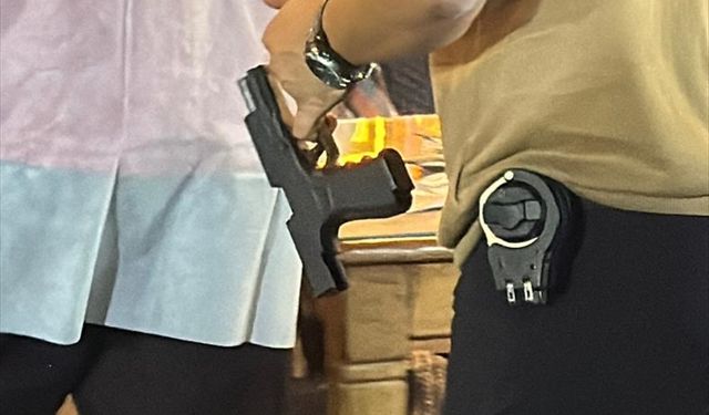 Emniyet Evler Mahallesi Silah Sesleriyle Sarsıldı!